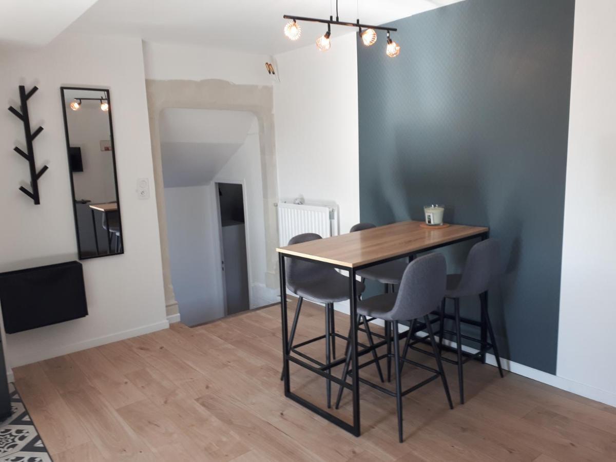 Appartement Pierres De Loire- Linge Inclus -1Er Etage La Bohalle Exterior foto