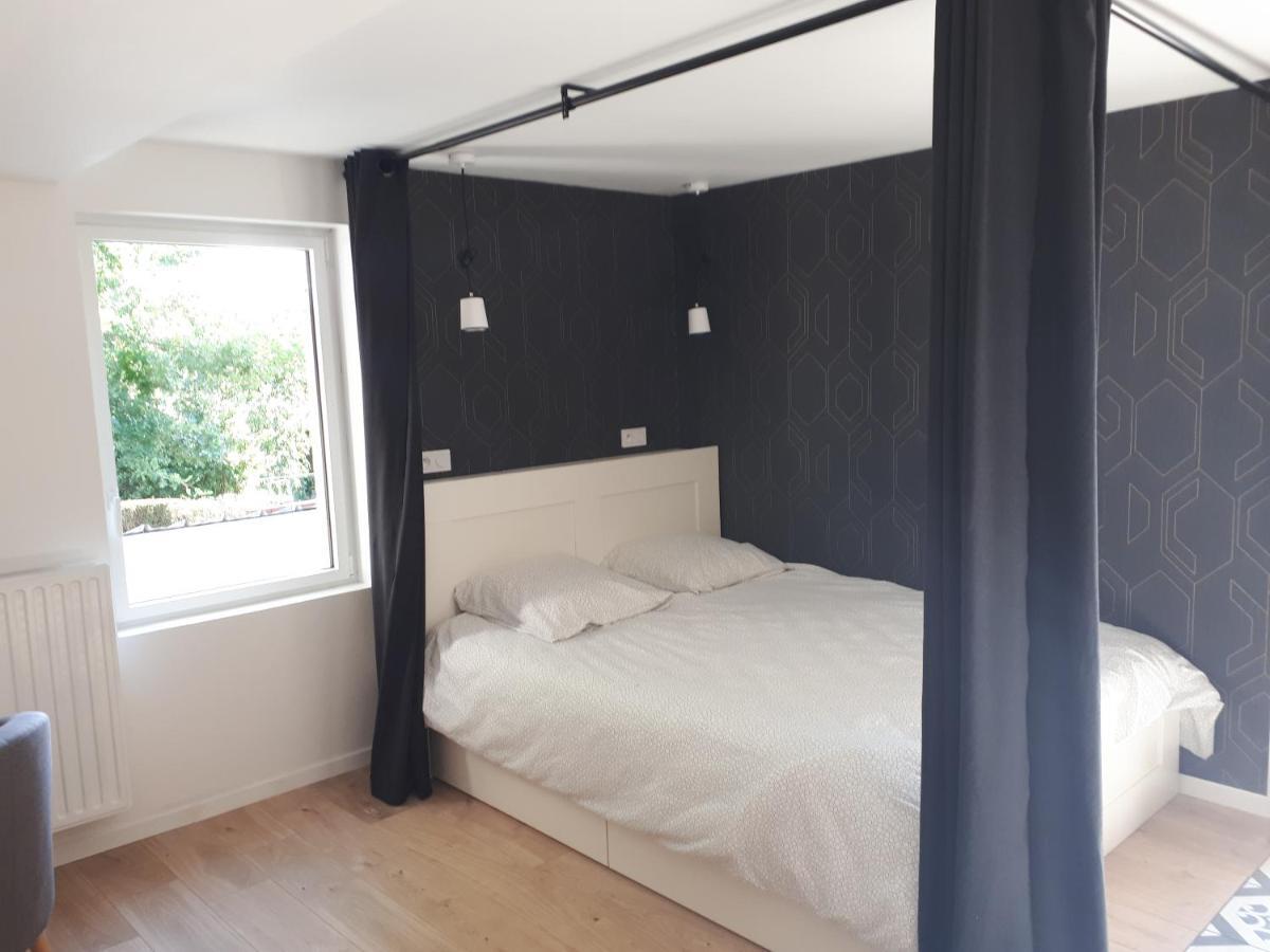 Appartement Pierres De Loire- Linge Inclus -1Er Etage La Bohalle Exterior foto